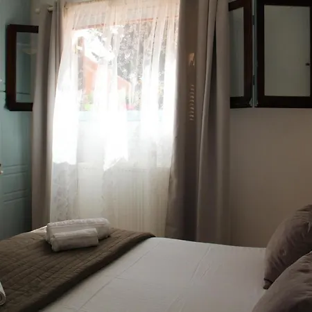 Alekos Beach Houses-Alekos Beach Complex Apartment *