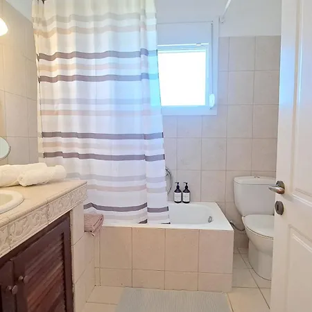 Alekos Beach Houses-Alekos Beach Complex * Lixouri