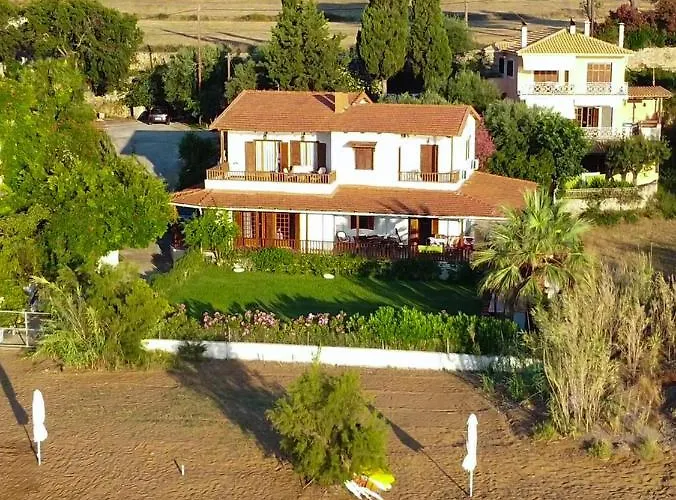 Alekos Beach Houses-Alekos Beach Complex * Lixouri
